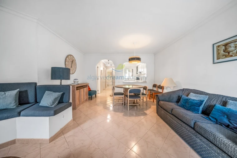 Apartamento T1 para Venda em Albufeira e Olhos de Água Foto 4