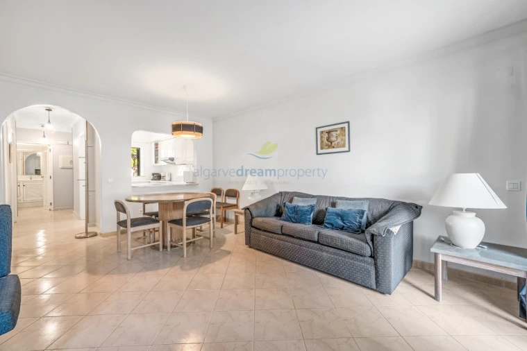 Apartamento T1 para Venda em Albufeira e Olhos de Água Foto 6