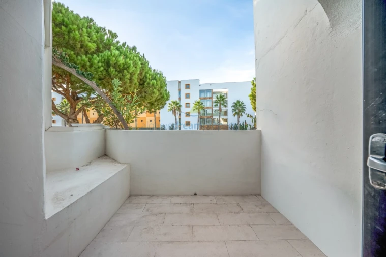 Apartamento T1 para Venda em Albufeira e Olhos de Água Foto 20