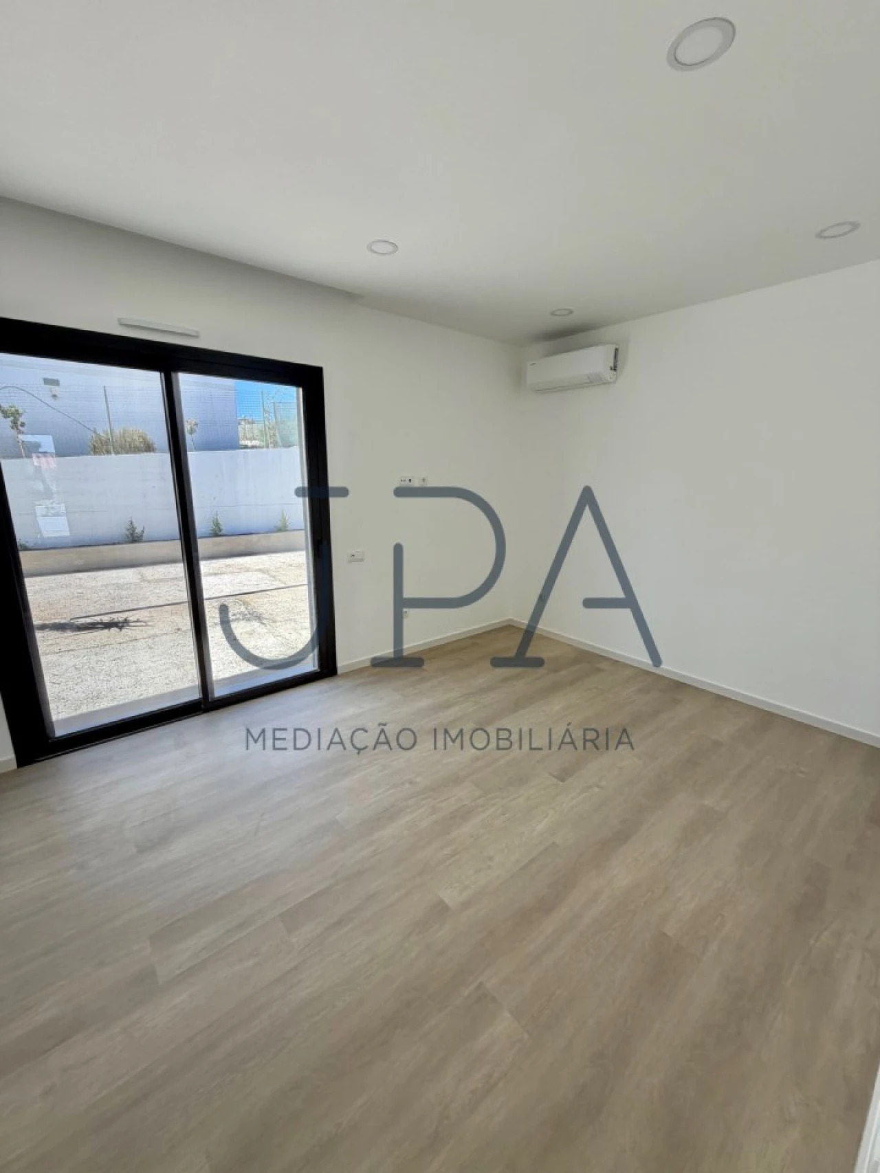 Moradia T3 para Venda em Castro Marim Foto 11
