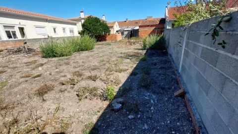 Moradia T3 para Venda em Monte Real e Carvide