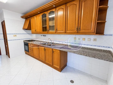 Apartamento T3 para Venda em Benavente