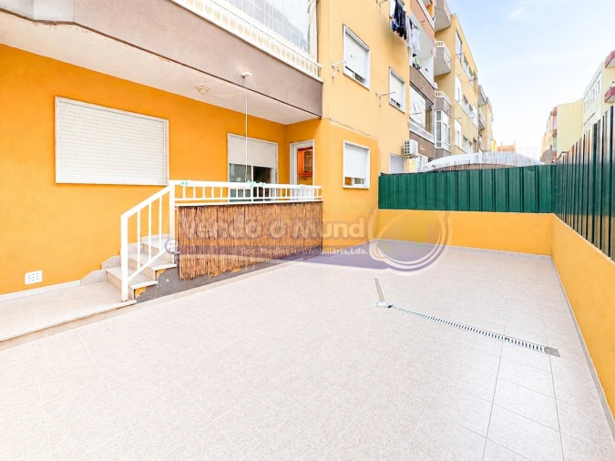 Apartamento T3 para Venda em Benavente Foto 6