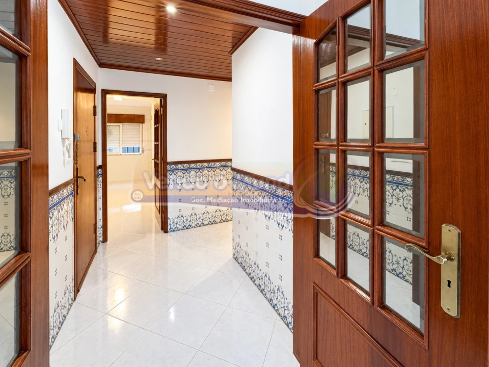 Apartamento T3 para Venda em Benavente Foto 10