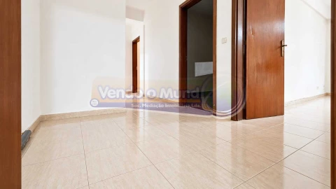 Apartamento T2 para Venda em Vila Franca de Xira