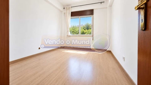 Apartamento T2 para Venda em Vila Franca de Xira