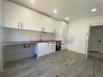 Apartamento T3 para Venda em Samora Correia
