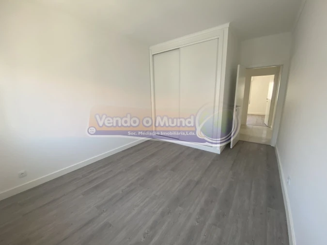 Apartamento T3 para Venda em Samora Correia Foto 13