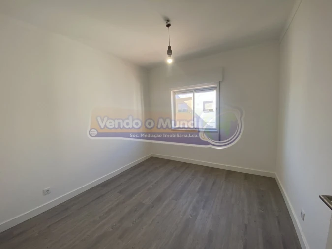 Apartamento T3 para Venda em Samora Correia Foto 10