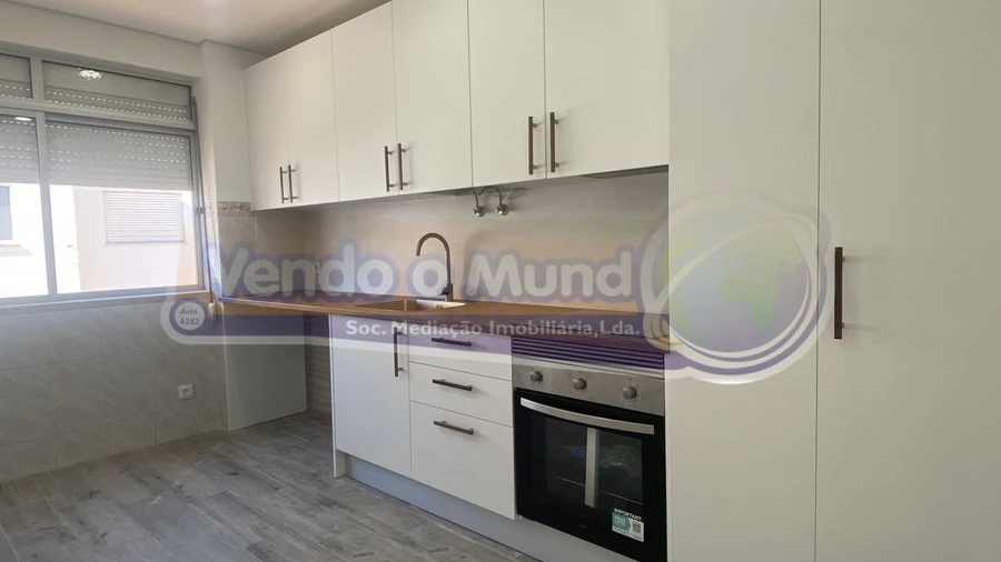 Apartamento T3 para Venda em Samora Correia