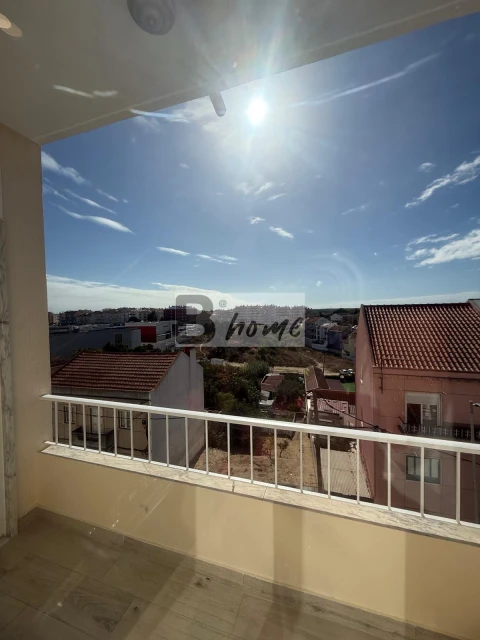 Apartamento T1 para Venda em Amora