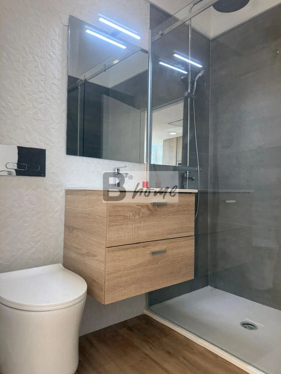 Apartamento T1 para Venda em Amora Foto 10