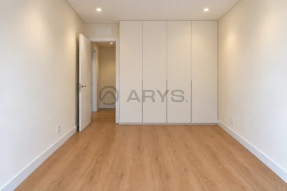 Apartamento T3 para Venda em Braga (Maximinos, Sé e Cividade)