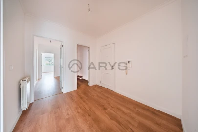 Apartamento T3 para Venda em Nogueira, Fraião e Lamaçães
