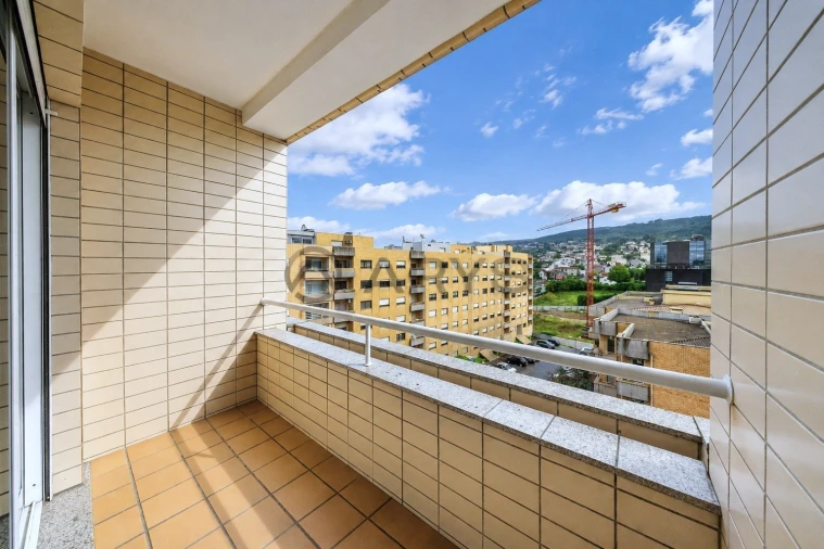 Apartamento T3 para Venda em Nogueira, Fraião e Lamaçães Foto 5