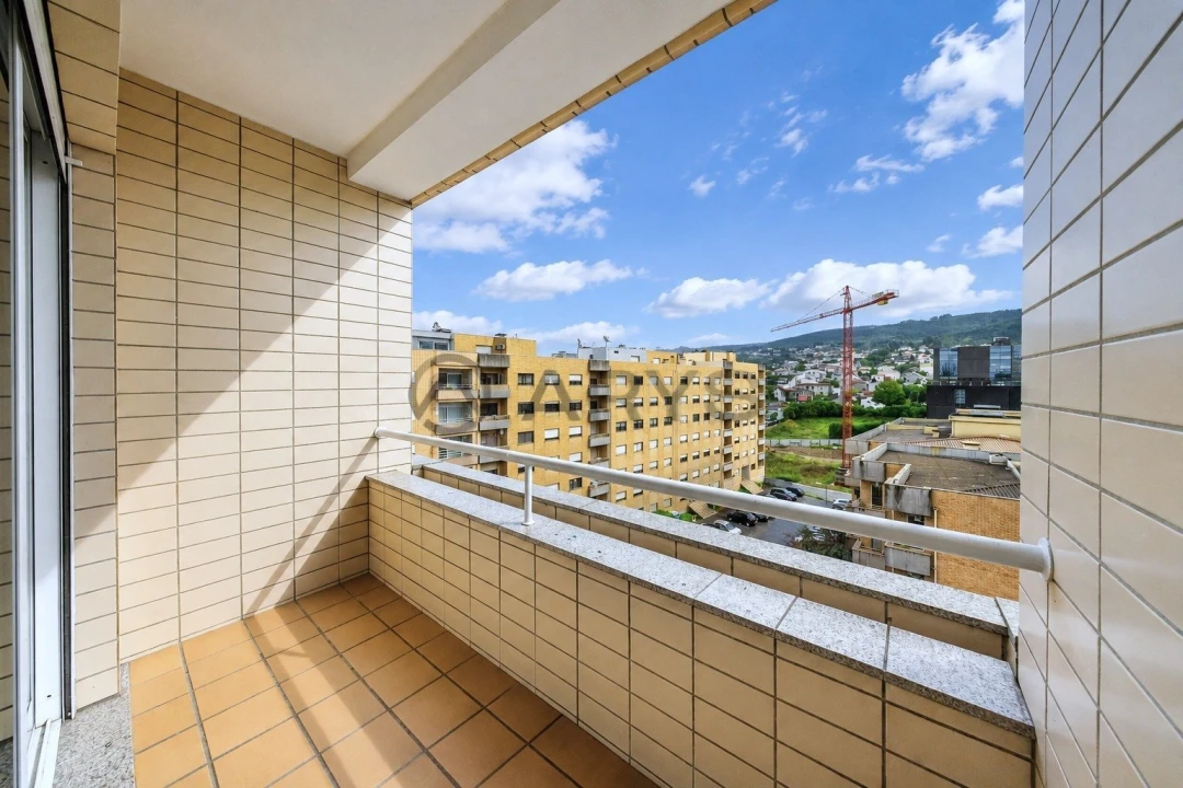 Apartamento T3 para Venda em Nogueira, Fraião e Lamaçães Foto 5