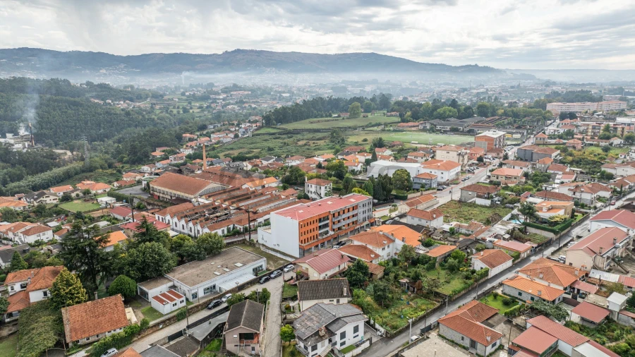 Apartamento T3 para Venda em Delães Foto 19