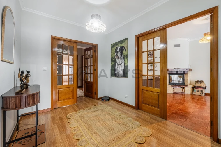 Apartamento T3 para Venda em Delães Foto 3