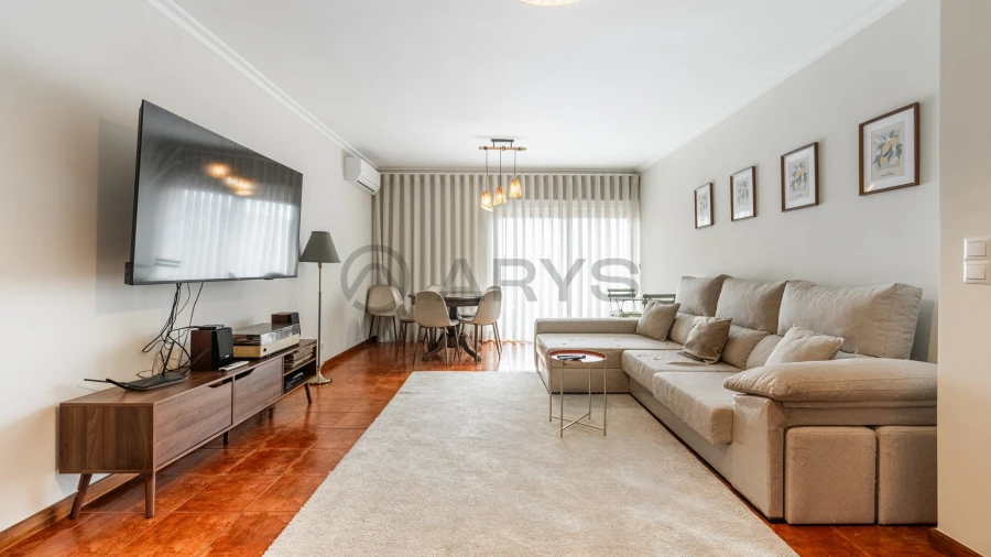 Apartamento T3 para Venda em Delães