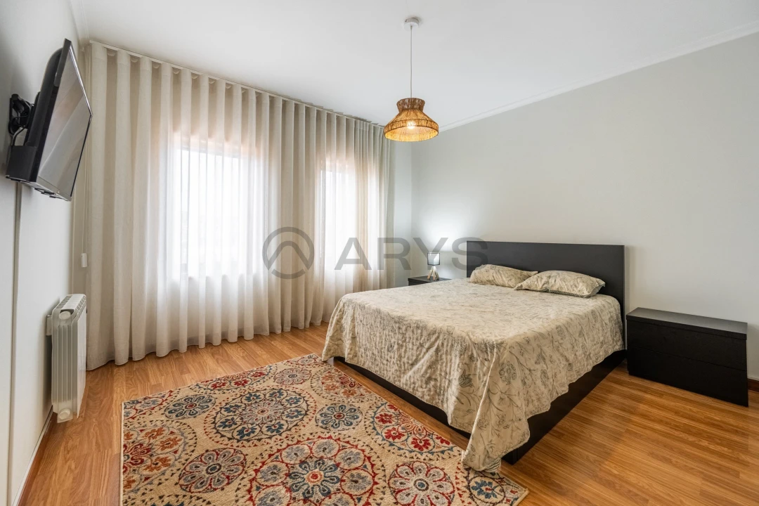 Apartamento T3 para Venda em Delães Foto 12