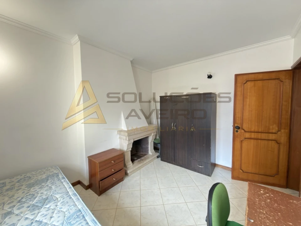 Apartamento T1 para Venda em Glória e Vera Cruz Foto 7