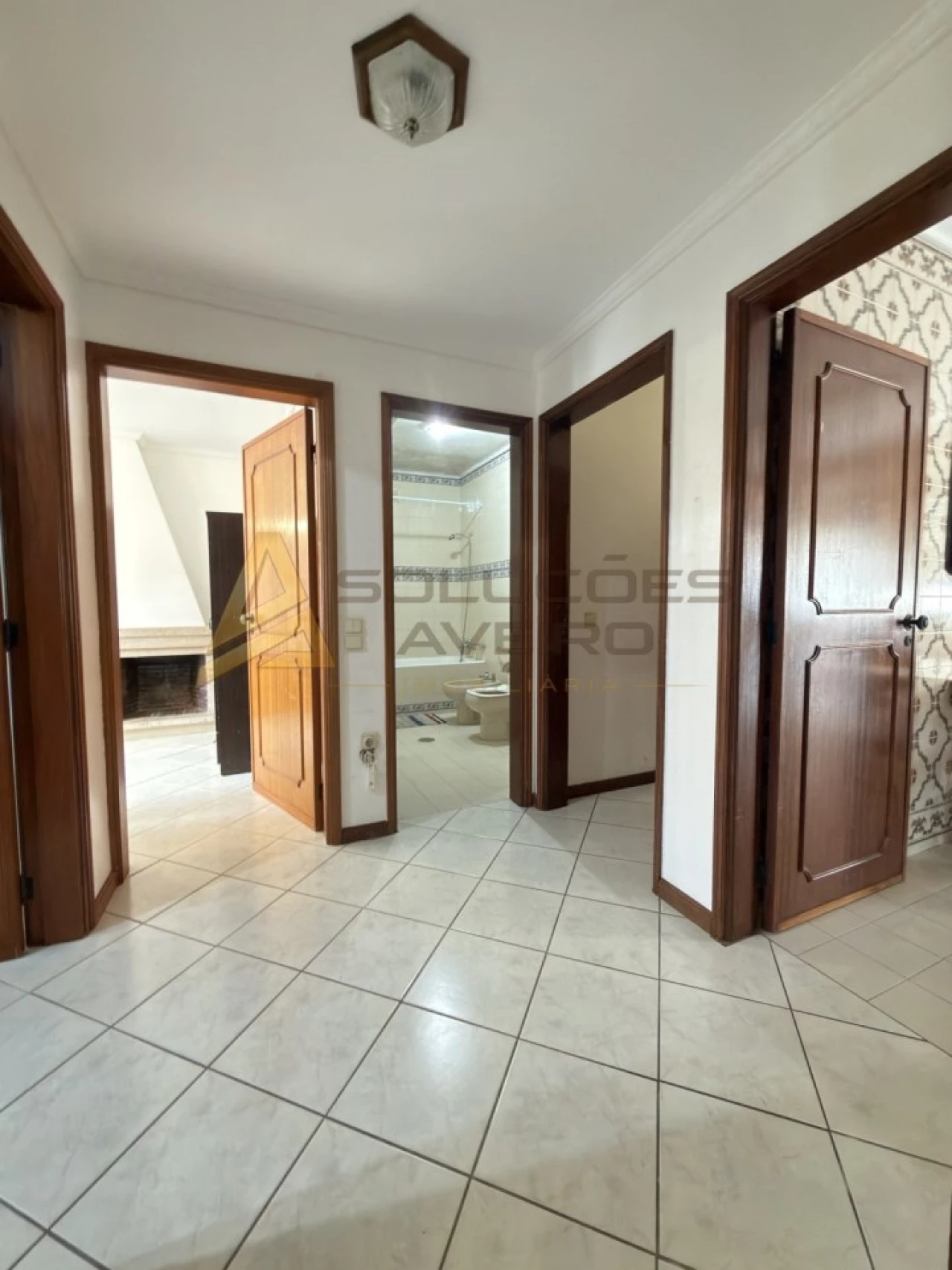 Apartamento T1 para Venda em Glória e Vera Cruz Foto 13