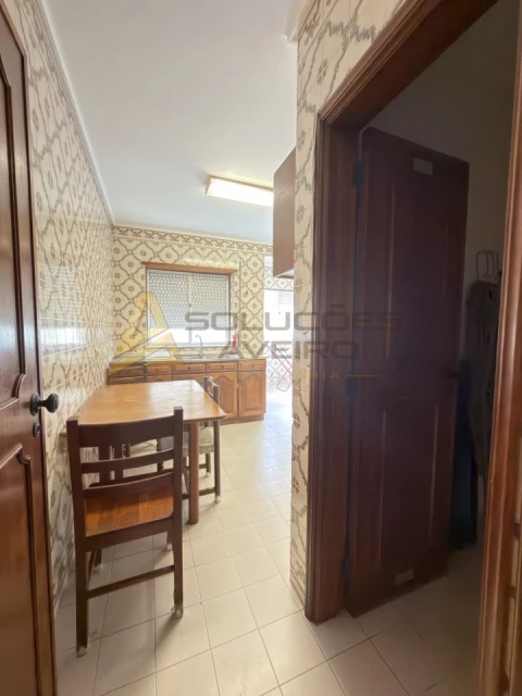 Apartamento T1 para Venda em Glória e Vera Cruz