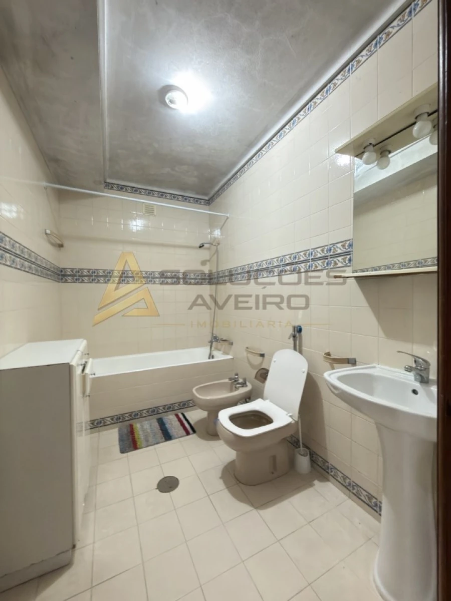 Apartamento T1 para Venda em Glória e Vera Cruz Foto 5