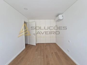 Apartamento T1 para Venda em Glória e Vera Cruz