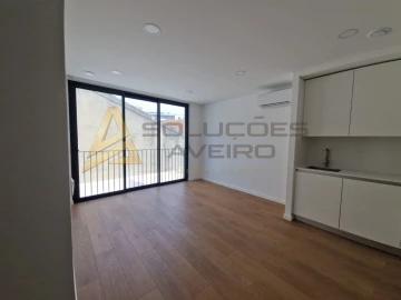 Apartamento T1 para Venda em Glória e Vera Cruz