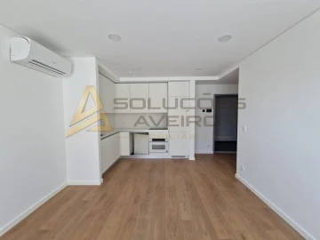 Apartamento T1 para Venda em Glória e Vera Cruz