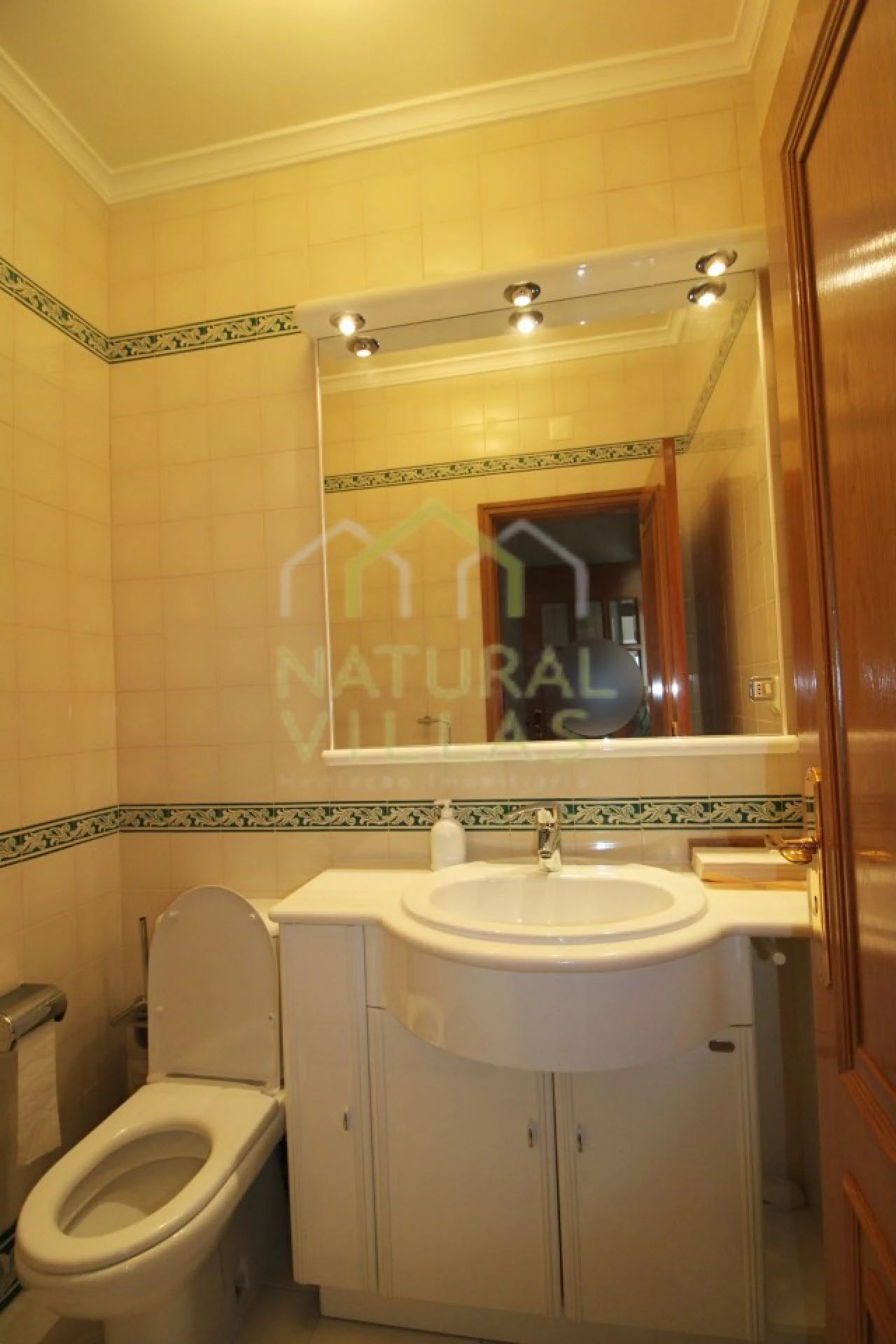 Apartamento T4 para Arrendamento em Faro (Sé e São Pedro) Foto 20