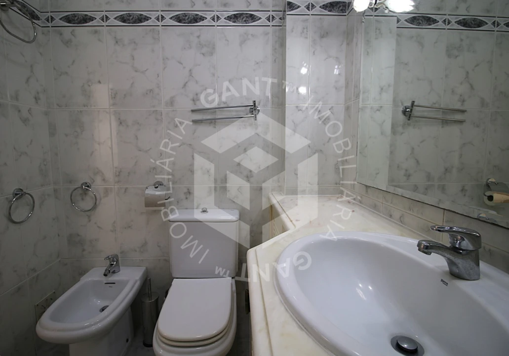 Apartamento T1 para Arrendamento em Costa da Caparica Foto 31