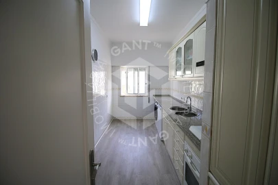 Apartamento T1 para Arrendamento em Costa da Caparica