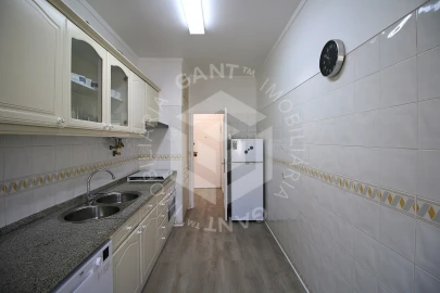 Apartamento T1 para Arrendamento em Costa da Caparica