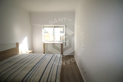 Apartamento T1 para Arrendamento em Costa da Caparica