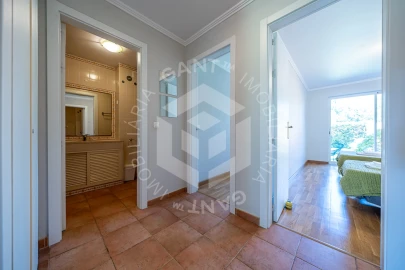 Apartamento T2 para Arrendamento em Charneca de Caparica e Sobreda