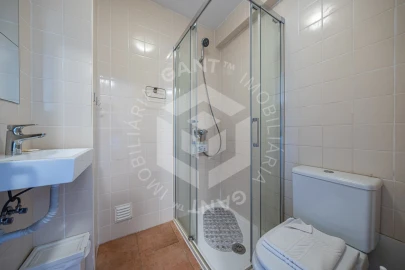Apartamento T2 para Arrendamento em Charneca de Caparica e Sobreda