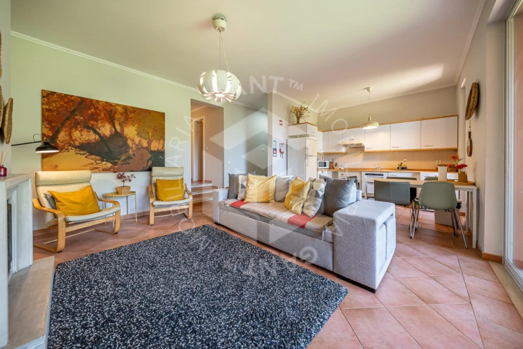 Apartamento T2 para Arrendamento em Charneca de Caparica e Sobreda Foto 3