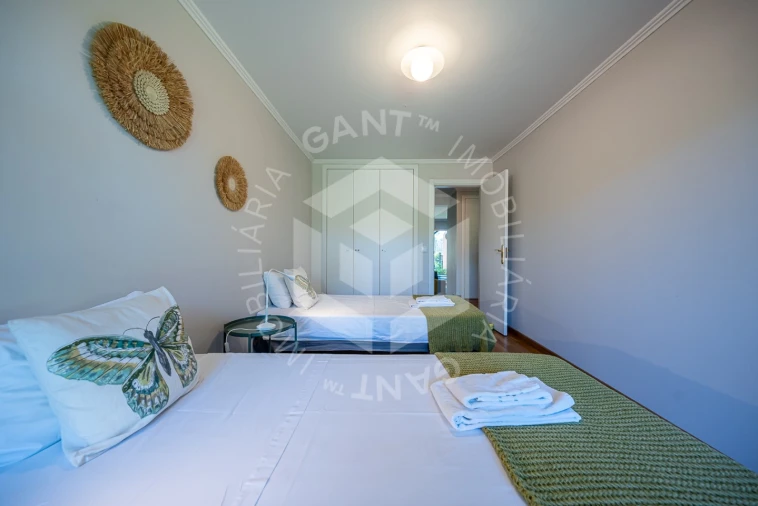 Apartamento T2 para Arrendamento em Charneca de Caparica e Sobreda Foto 12