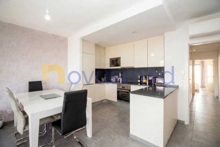 Apartamento T3 para Venda em Albufeira e Olhos de Água Foto 7
