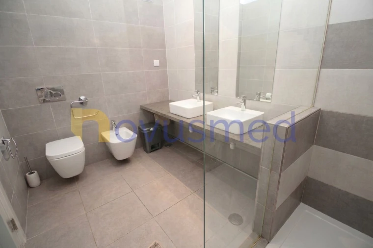 Apartamento T3 para Venda em Albufeira e Olhos de Água Foto 25