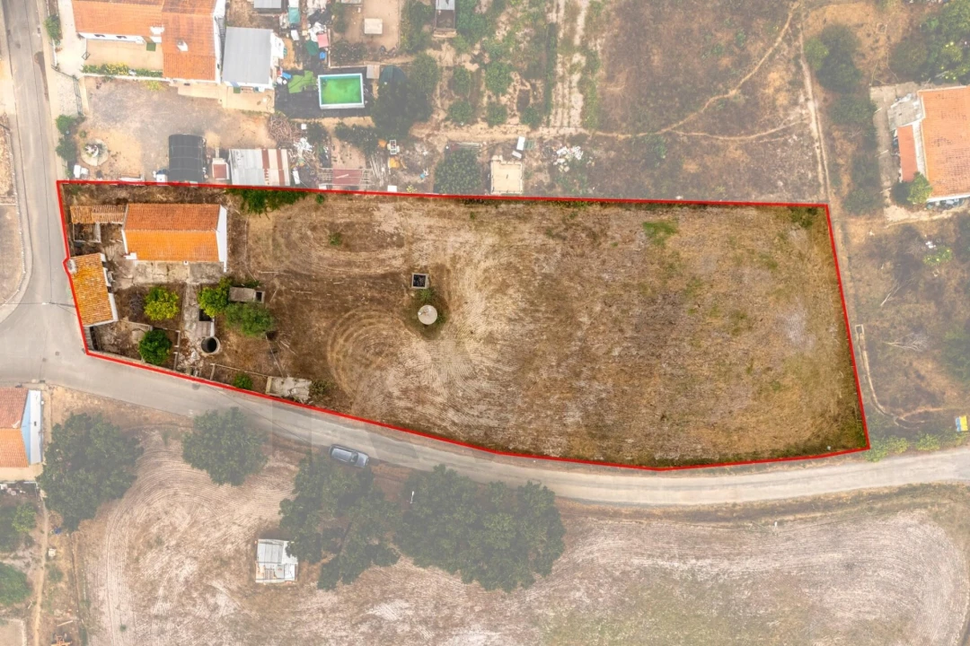 Moradia T3 para Venda em São Domingos e Vale de Água Foto 9