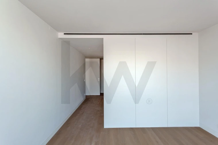 Apartamento T2 para Venda em Santo António Foto 31