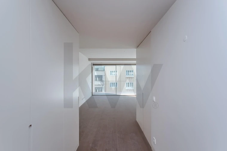 Apartamento T2 para Venda em Santo António Foto 23