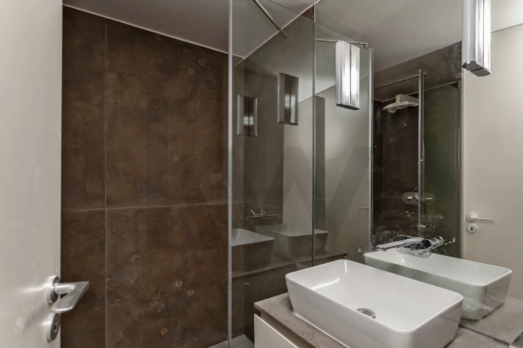 Apartamento T2 para Venda em Santo António Foto 34