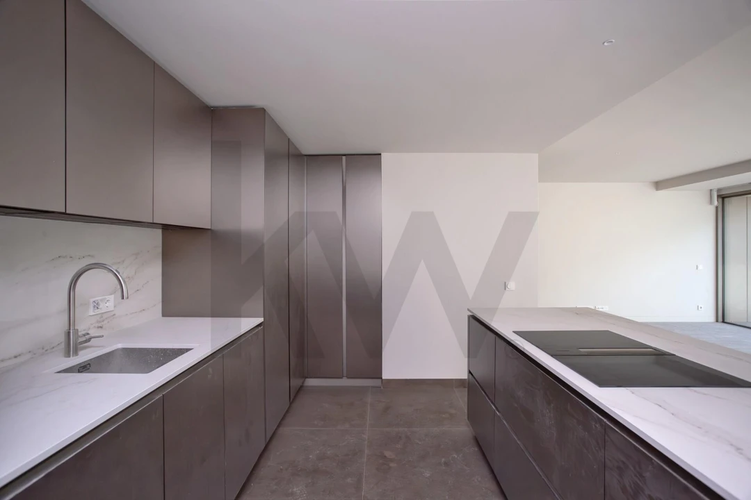 Apartamento T2 para Venda em Santo António Foto 15