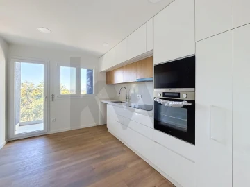 Apartamento T3 para Venda em Marvila, Ribeira Santarém, São Salvador, São Nicolau