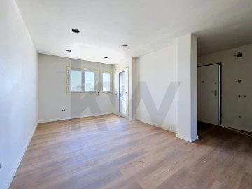 Apartamento T3 para Venda em Marvila, Ribeira Santarém, São Salvador, São Nicolau