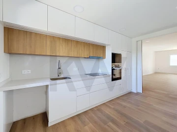 Apartamento T3 para Venda em Marvila, Ribeira Santarém, São Salvador, São Nicolau